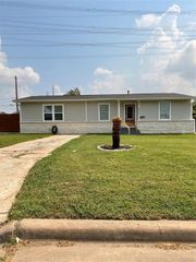 1425 Crown Street, Galena Park, TX 77547