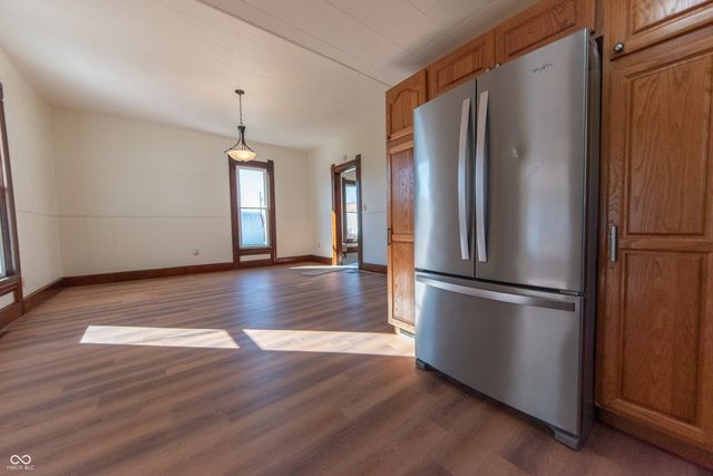 729 Harrison Street, Hope, IN 47246