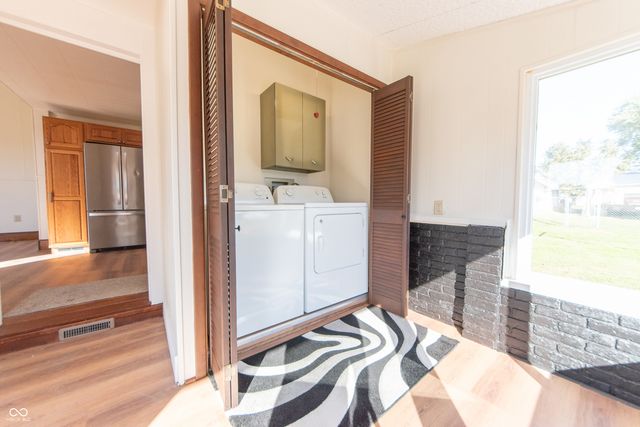 729 Harrison Street, Hope, IN 47246