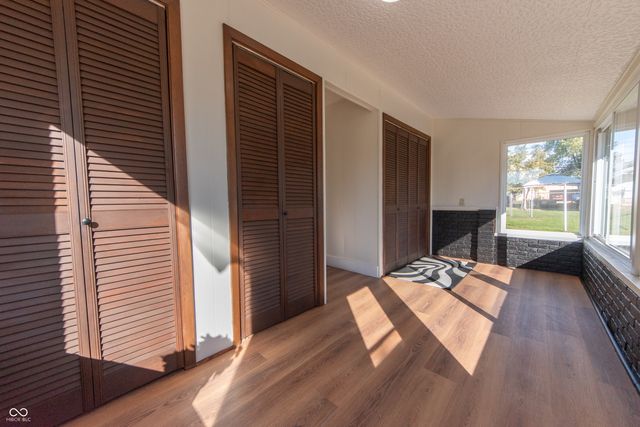 729 Harrison Street, Hope, IN 47246