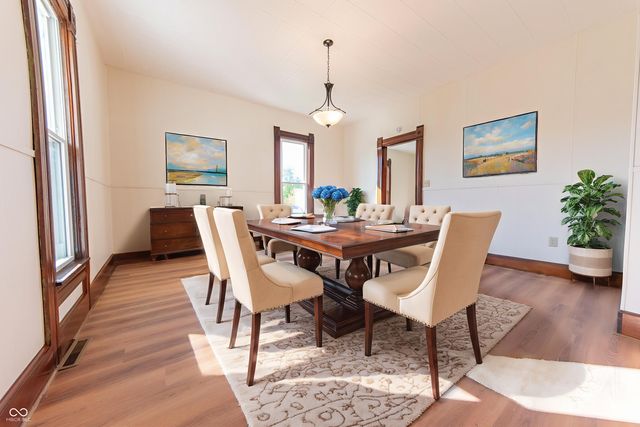 729 Harrison Street, Hope, IN 47246