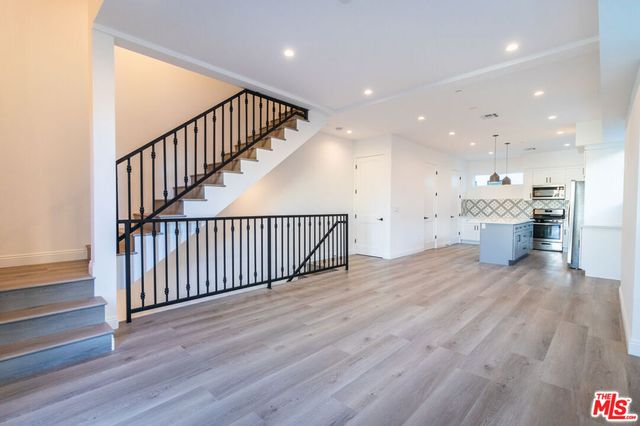 5323 Ben Avenue, Valley Village, CA 91607