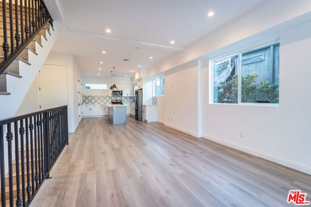 5323 Ben Avenue, Valley Village, CA 91607