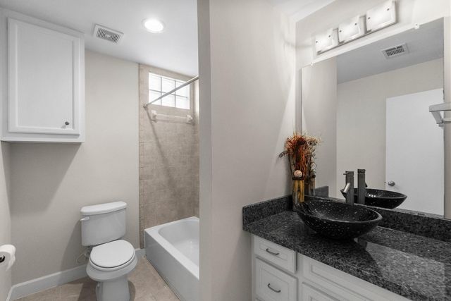 2710 Hullsmith Drive 1301, Houston, TX 77063