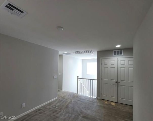 10449 Forked Run Street, Las Vegas, NV 89178