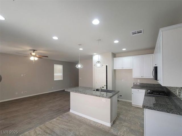 10449 Forked Run Street, Las Vegas, NV 89178