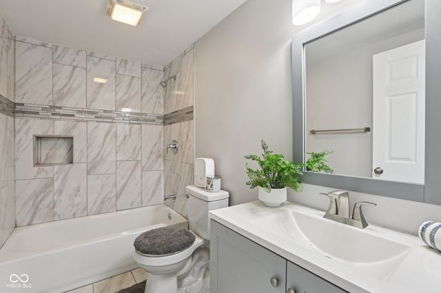 6233 Lafayette Road, Indianapolis, IN 46278