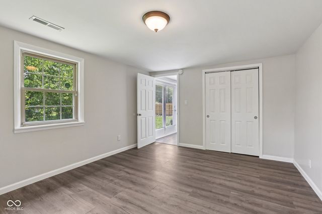 6233 Lafayette Road, Indianapolis, IN 46278