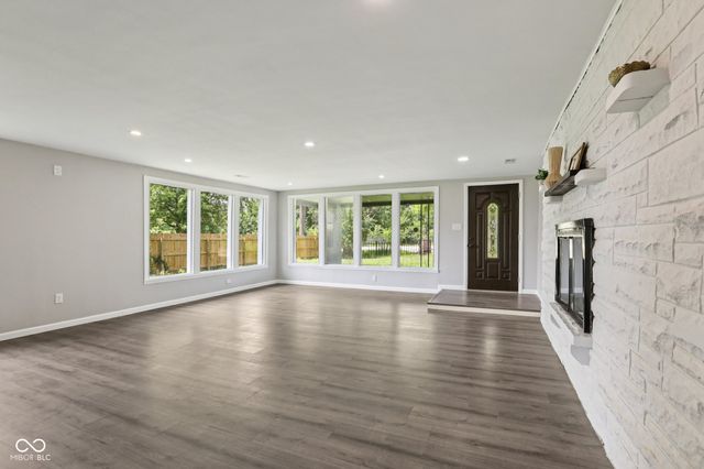 6233 Lafayette Road, Indianapolis, IN 46278