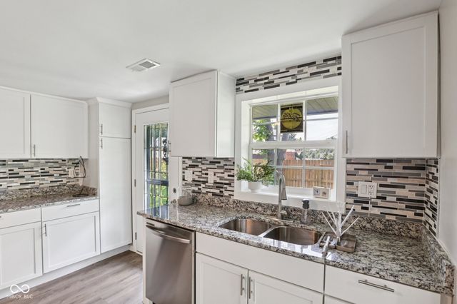 6233 Lafayette Road, Indianapolis, IN 46278