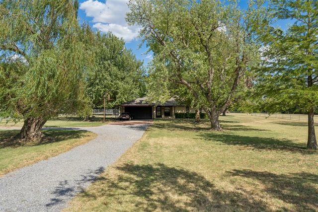 931 County Street 2910, Tuttle, OK 73089