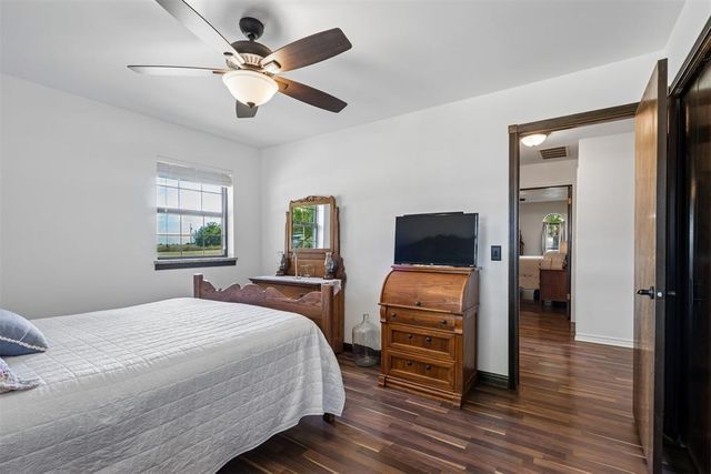 931 County Street 2910, Tuttle, OK 73089