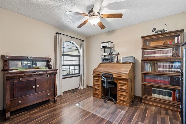 931 County Street 2910, Tuttle, OK 73089