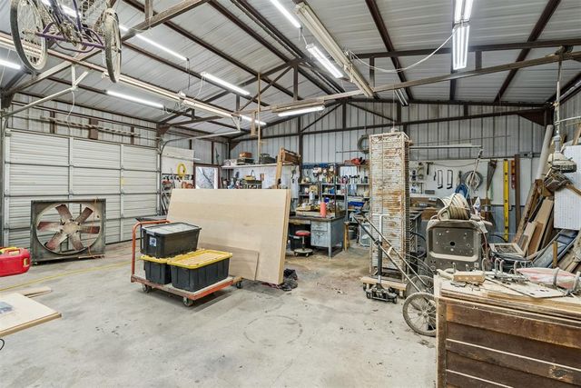 931 County Street 2910, Tuttle, OK 73089