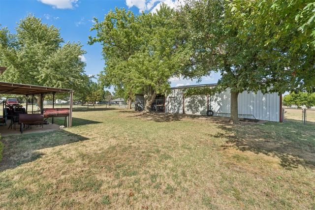 931 County Street 2910, Tuttle, OK 73089