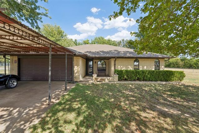931 County Street 2910, Tuttle, OK 73089