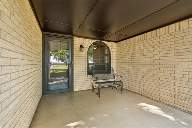 931 County Street 2910, Tuttle, OK 73089