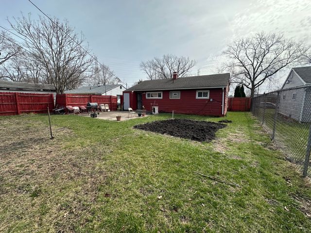 2928 Marshalltown Drive, Gary, IN 46407