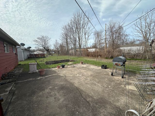 2928 Marshalltown Drive, Gary, IN 46407