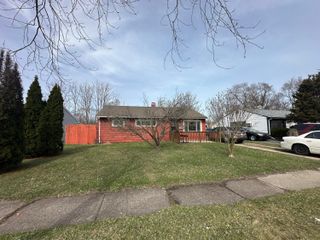 2928 Marshalltown Drive, Gary, IN 46407