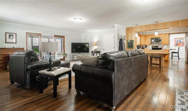 2001 King Road, Poplar Bluff, MO 63901