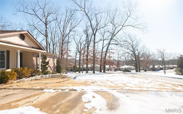 2001 King Road, Poplar Bluff, MO 63901