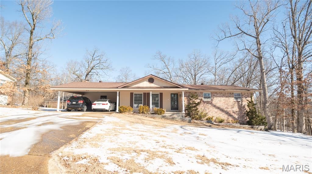 2001 King Road, Poplar Bluff, MO 63901