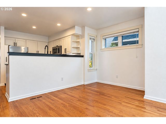 10260 Nw ALDER GROVE Ln, Portland, OR 97229