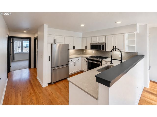 10260 Nw ALDER GROVE Ln, Portland, OR 97229