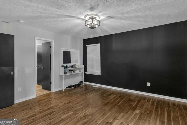 8804 willow creek Court, Douglasville, GA 30135