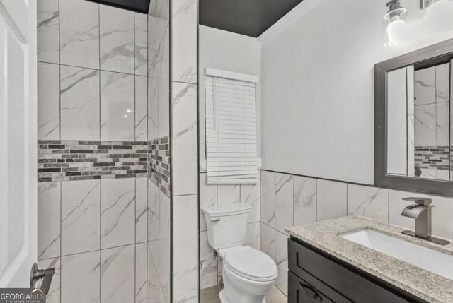 8804 willow creek Court, Douglasville, GA 30135