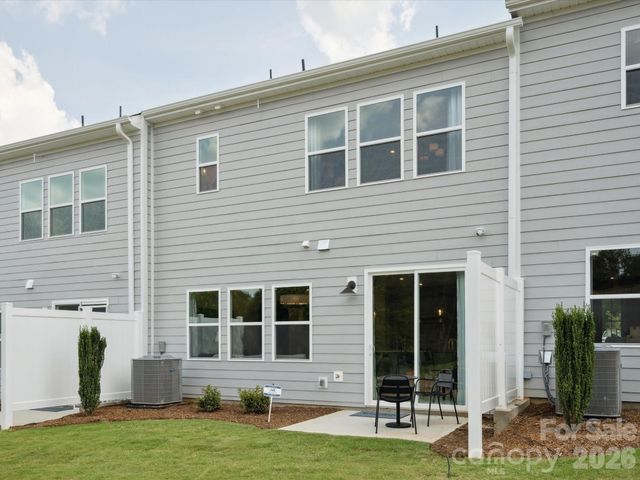 621 Webster Lane, Cramerton, NC 28032