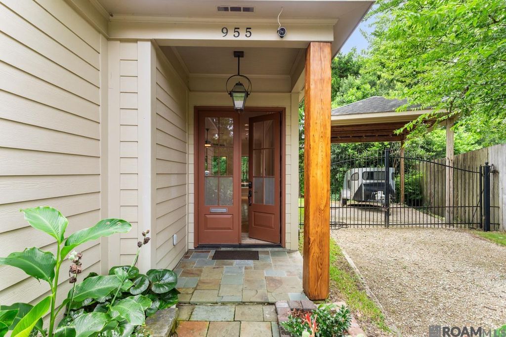 955 Aberdeen Ave, Baton Rouge, LA 70808