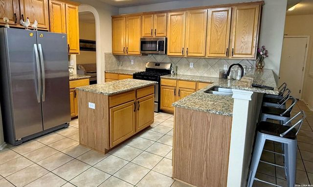 6110 KENEDY LEAF, San Antonio, TX 78253