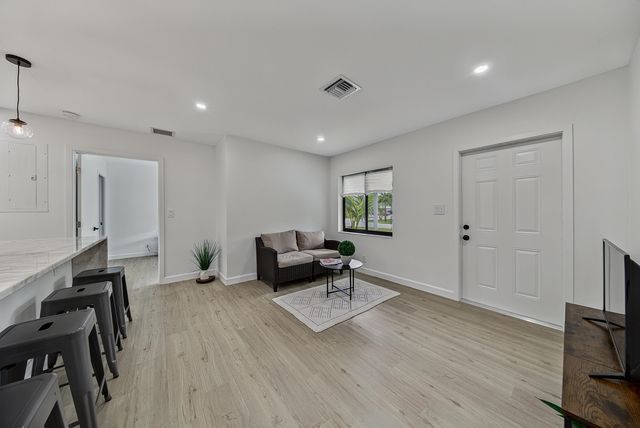 1101 SW 19th Avenue, Fort Lauderdale, FL 33312