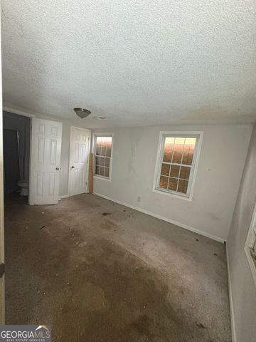 8122 Puckett Street SW, Covington, GA 30014