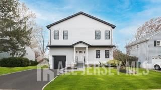 21 Heathcote Avenue, Edison, NJ 08817