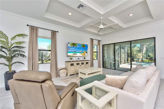 9280 Cormorant DR, Naples, FL 34120