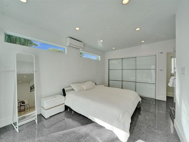 1440 SW 20th St, Fort Lauderdale, FL 33315