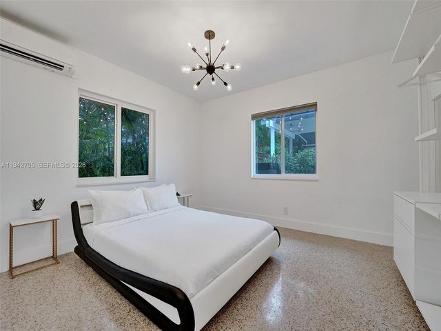 1440 SW 20th St, Fort Lauderdale, FL 33315