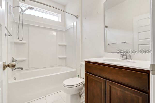 17 Mainland Lakes Dr, Bluffton, SC 29910