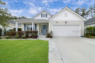 17 Mainland Lakes Dr, Bluffton, SC 29910
