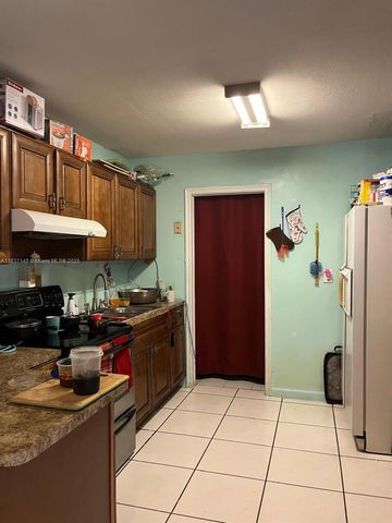 14923 SW 302nd Ter, Homestead, FL 33033