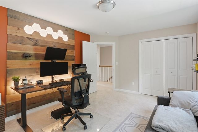 2 Klondike Road, Grafton, MA 01560
