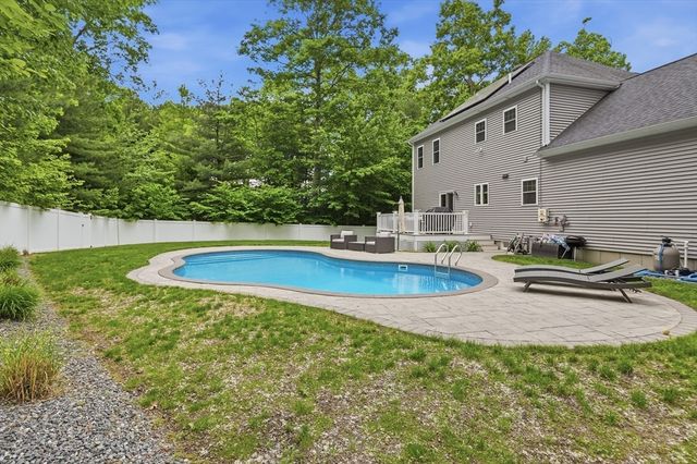 2 Klondike Road, Grafton, MA 01560