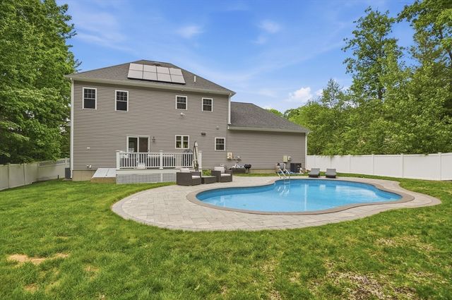 2 Klondike Road, Grafton, MA 01560