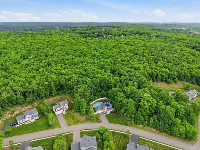 2 Klondike Road, Grafton, MA 01560