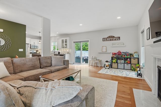 2 Klondike Road, Grafton, MA 01560