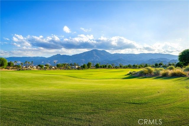 55215 Medallist Drive, La Quinta, CA 92253