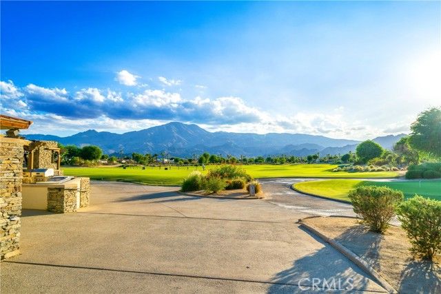 55215 Medallist Drive, La Quinta, CA 92253